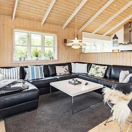 10 Person In * Otterup