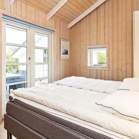 Casa vacanze 10 Person In Otterup